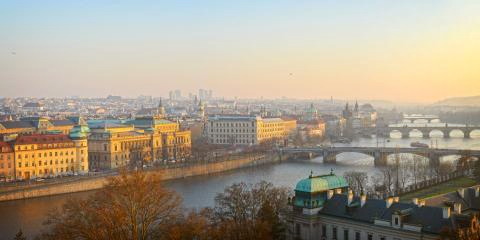 Titelbild für Die goldene Stadt Prag mit Moldauschifffahrt